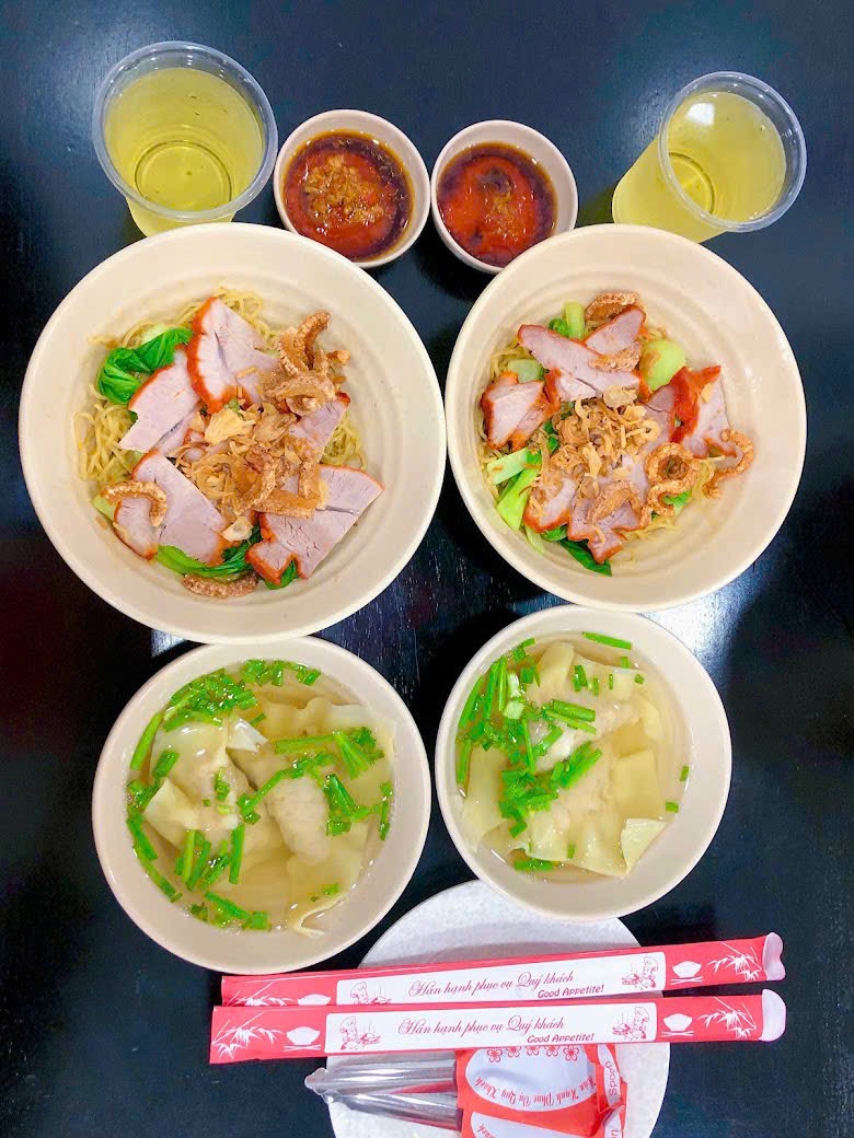 Tiệm Mì Người Hoa Quận 1
